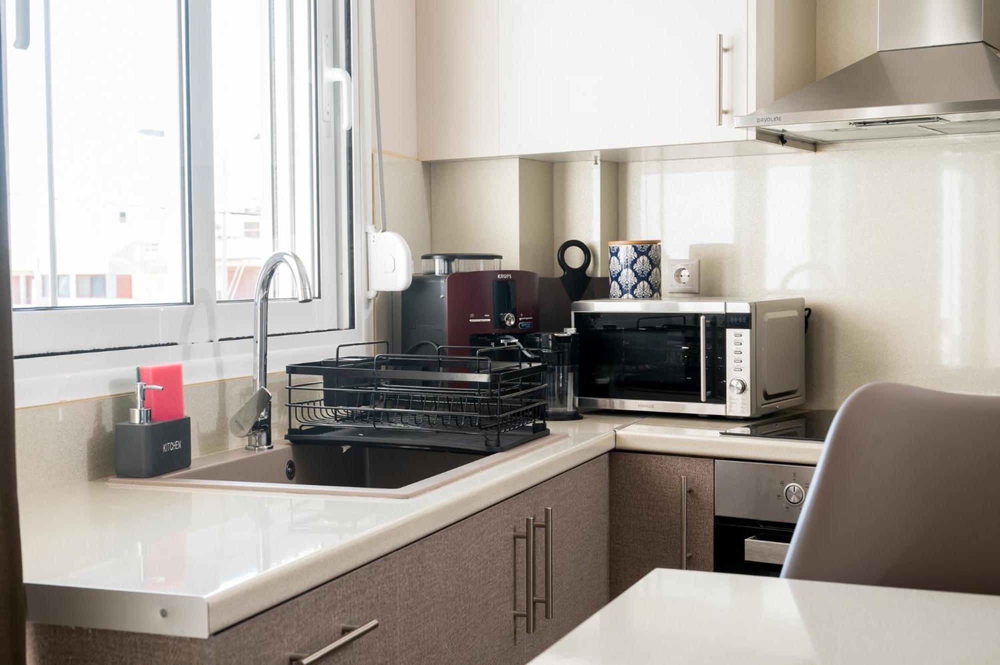 Meda Apartments Превеза Екстериор снимка