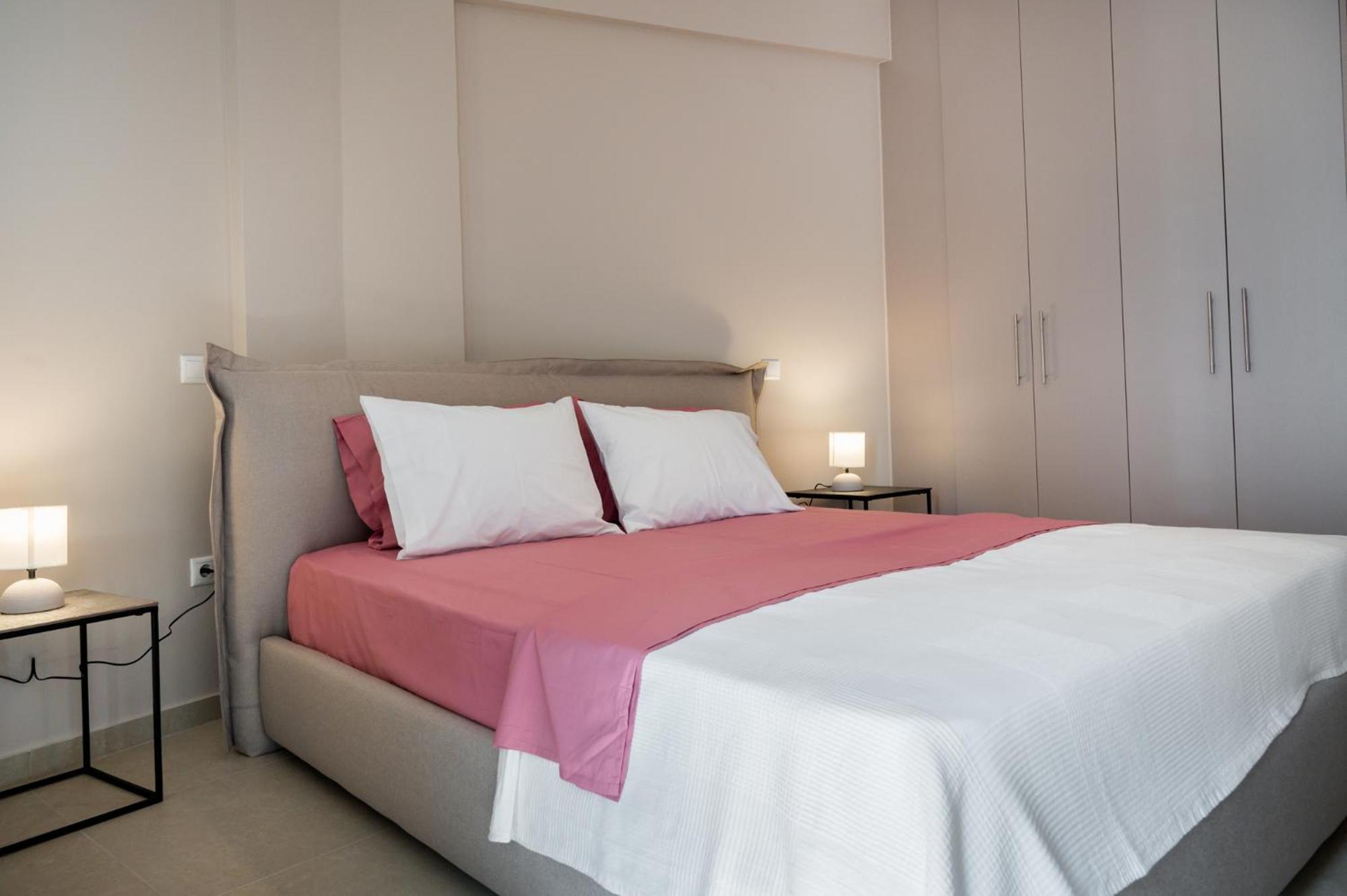 Meda Apartments Превеза Екстериор снимка