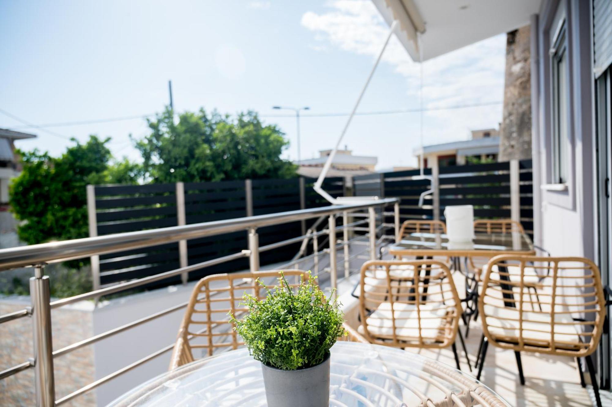 Meda Apartments Превеза Екстериор снимка
